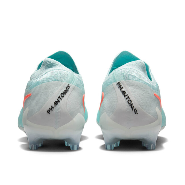 nike phantom vision artificial grass