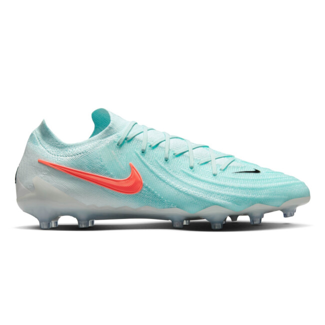 nike phantom vision artificial grass